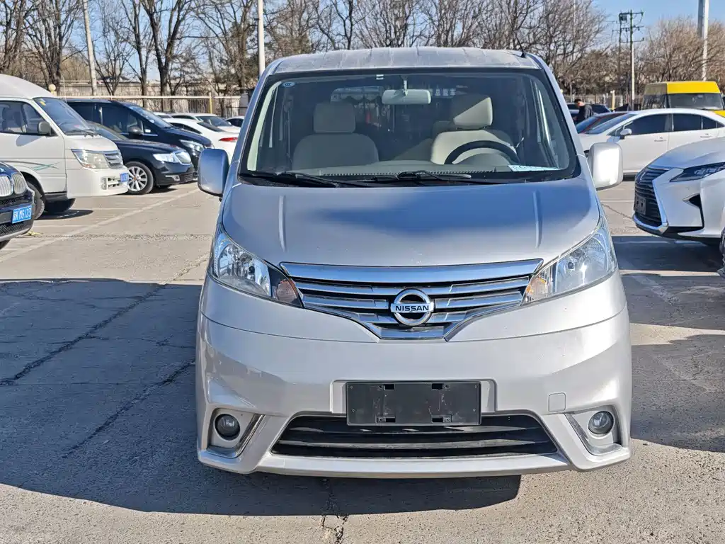 Nissan NV200 2018 1.6L CVT Exclusive Type купить на сайте DeffCars