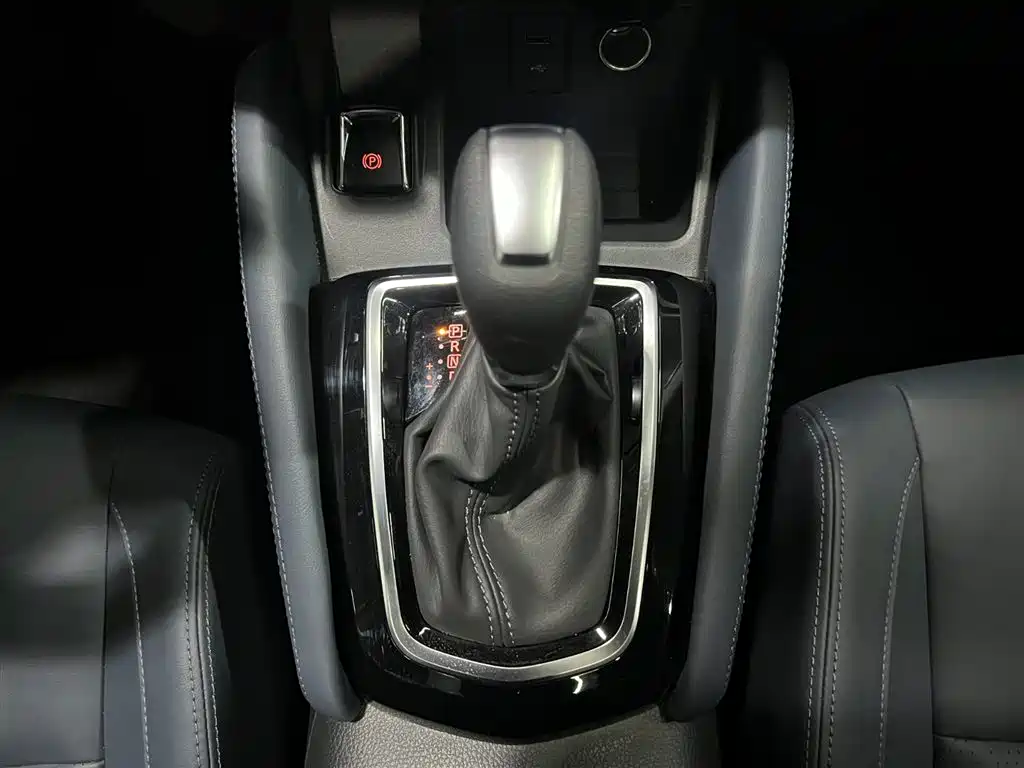 Qashqai 2025 Honor 2.0L CVT XV+ Leading Edition купить на сайте DeffCars