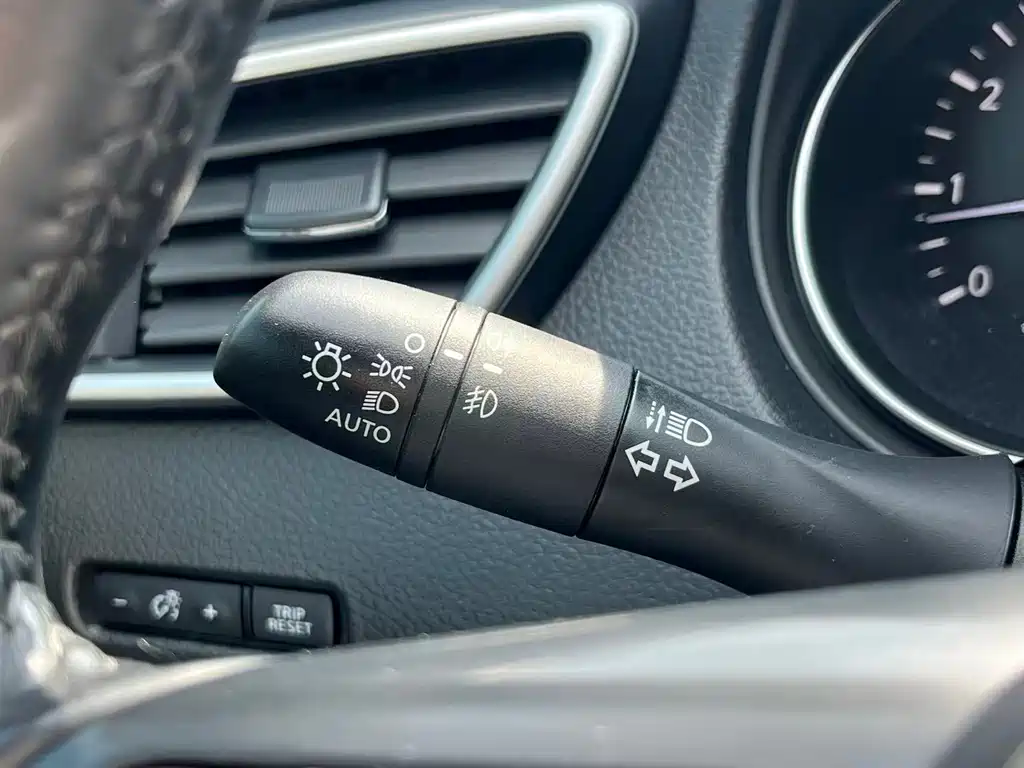 Qashqai 2022 2.0L CVT XV Prem Deluxe Edition купить на сайте DeffCars