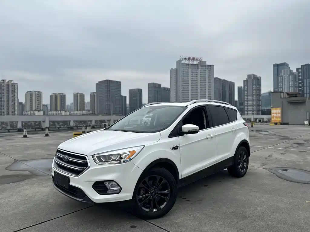 Escape 2019 EcoBoost 180 two-wheel drive platinum airfoil National VI купить на сайте DeffCars