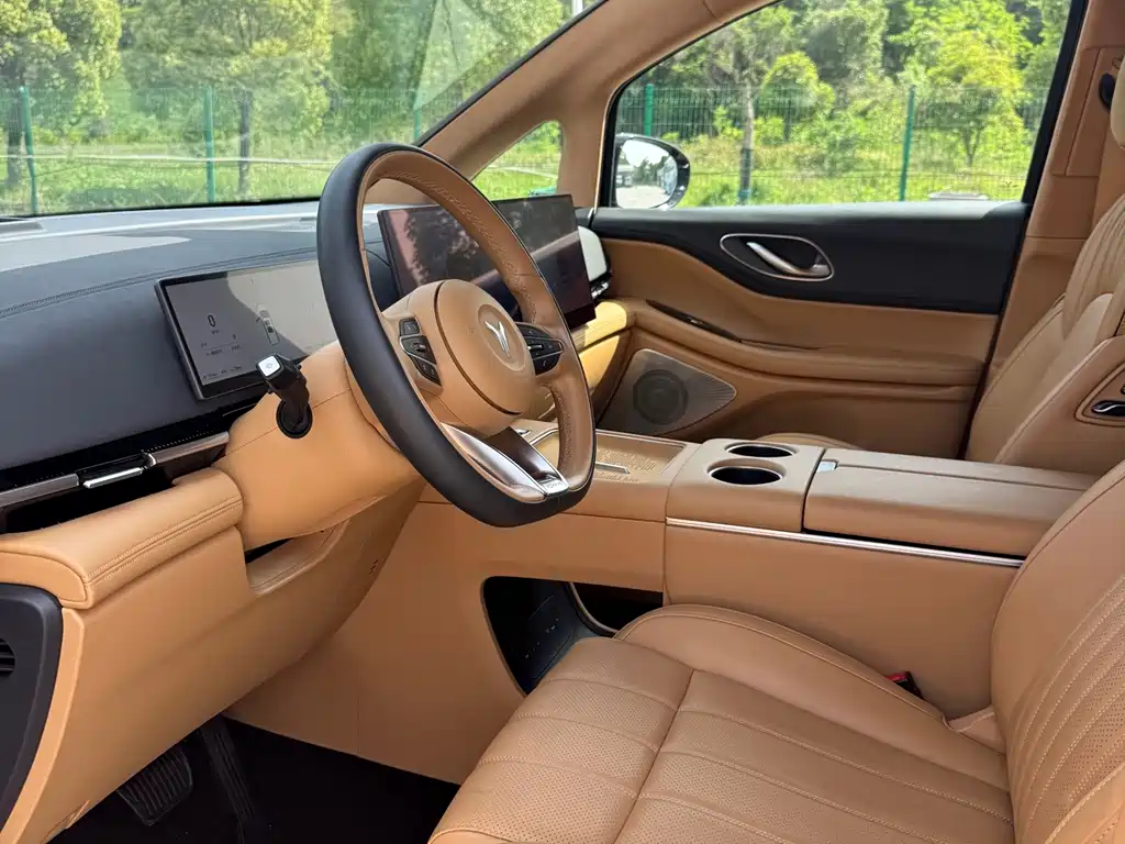DREAM 2025款 PHEV 四驱旗舰鲲鹏版 купить на сайте DeffCars