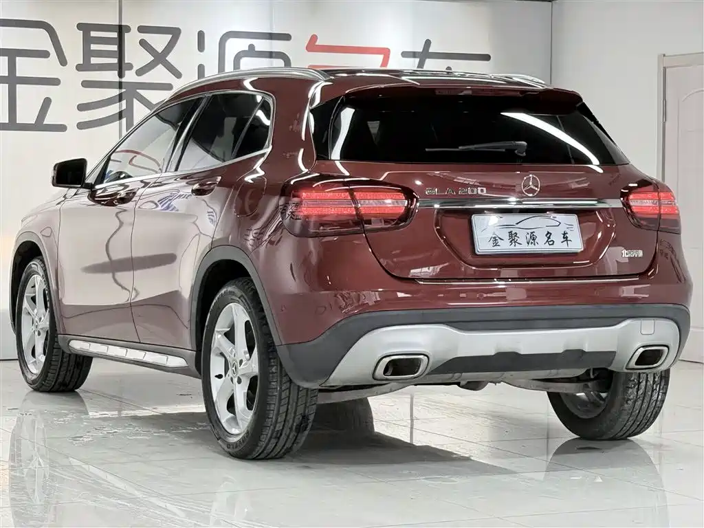 Mercedes-Benz GLA 2018 GLA 200 Dynamic купить на сайте DeffCars