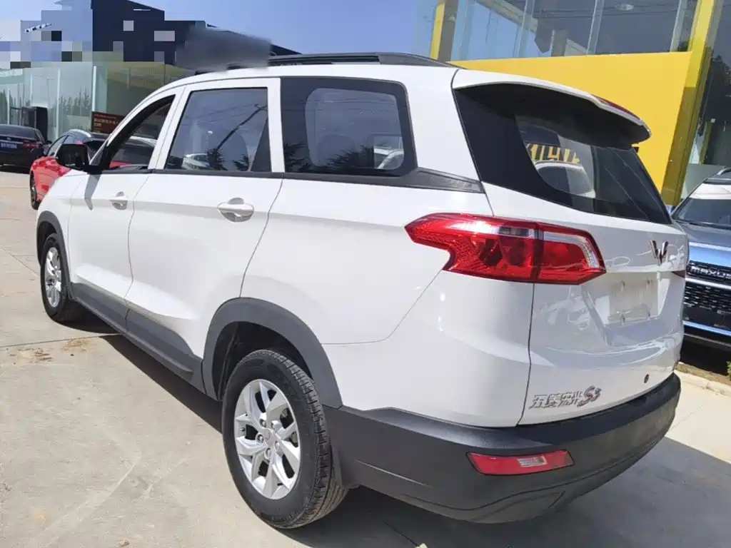 Hongguang S3 2019 1.5L Manual Standard Type National VI купить на сайте DeffCars