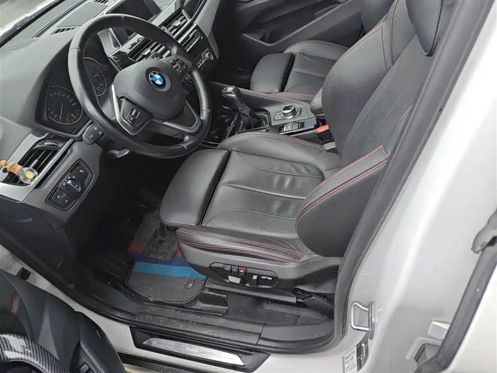 BMW X1 2016 sDrive20Li luxury model купить на сайте DeffCars