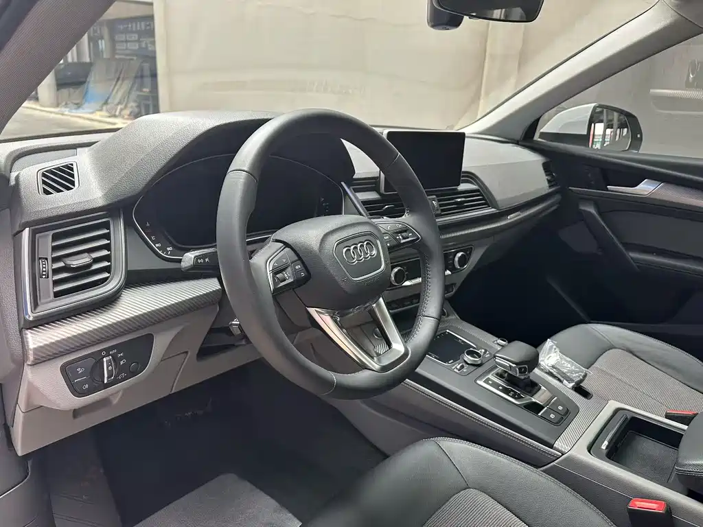 Audi Q5L 2018 45 TFSI Exclusive Fashion Type National V купить на сайте DeffCars