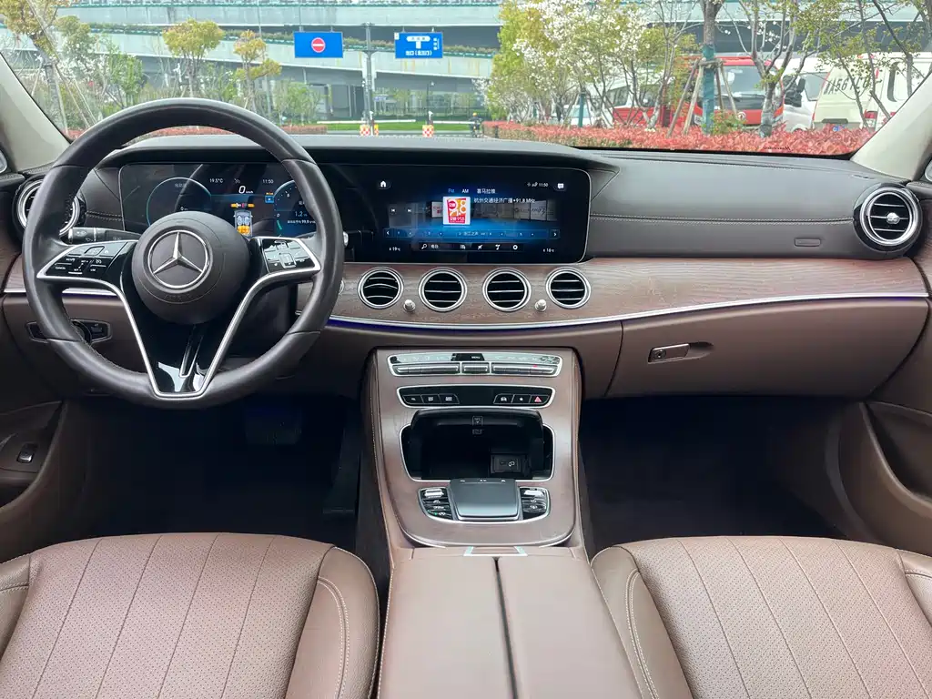 Mercedes-Benz E-Class 2023 E 300 L Luxury Model купить на сайте DeffCars