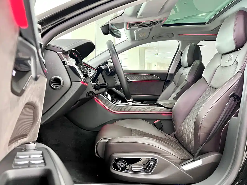 Audi A8 2022 A8L 50 TFSI quattro Comfort Collection Edition купить на сайте DeffCars