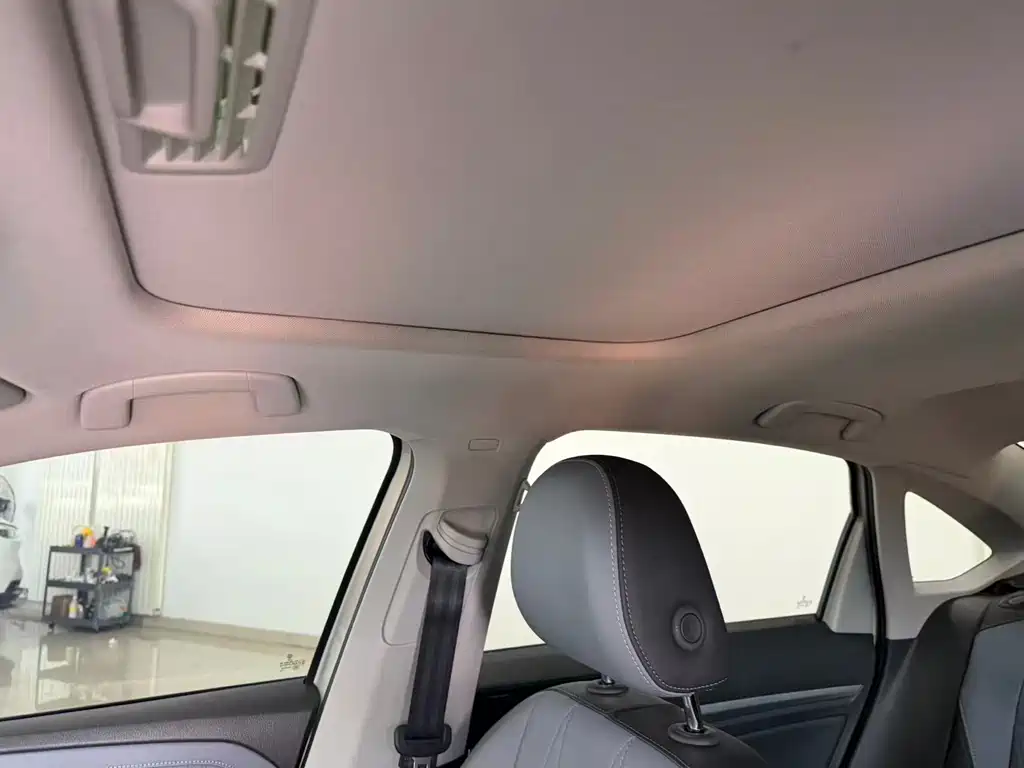 Lavida 2023 facelift 1.5L automatic starry sky 5 million version купить на сайте DeffCars