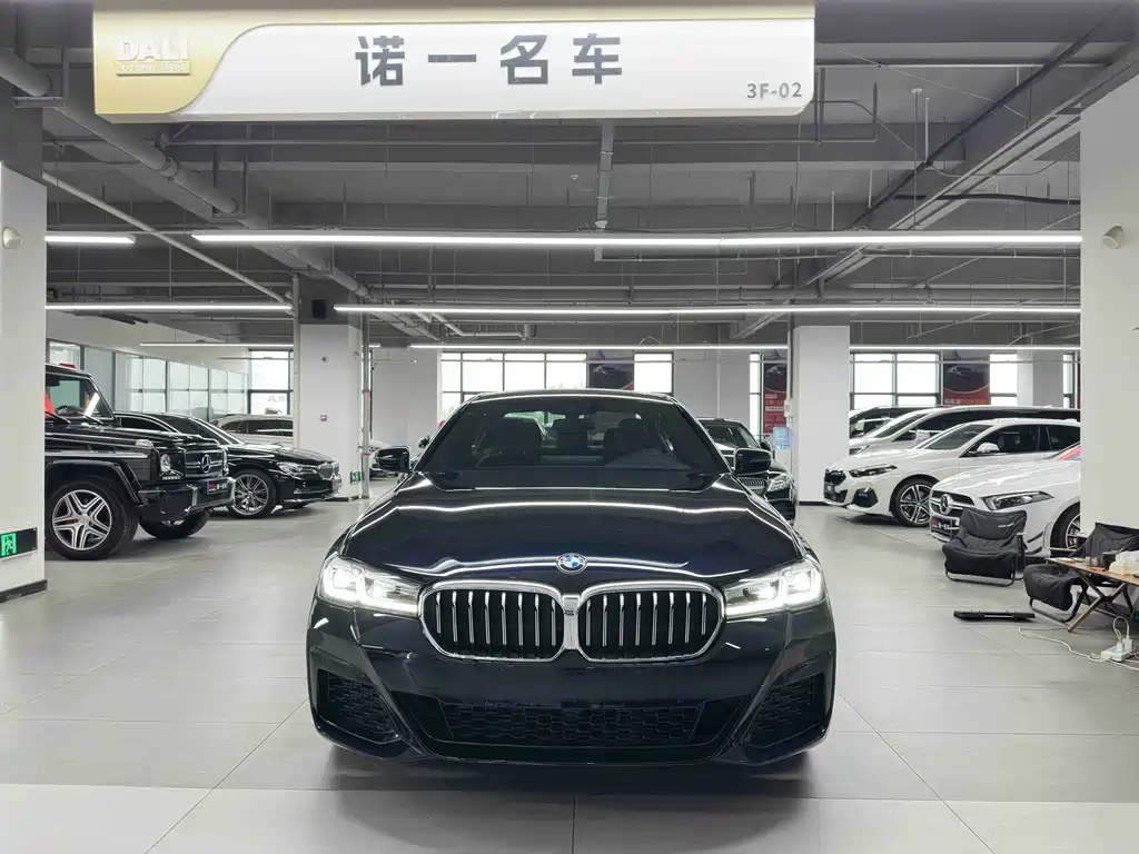 BMW 5 Series 2021 525Li M Sports Package купить на сайте DeffCars