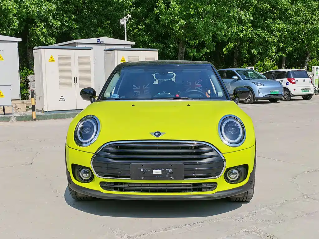MINI CLUBMAN 2023 facelift 1.5T COOPER connoisseur купить на сайте DeffCars