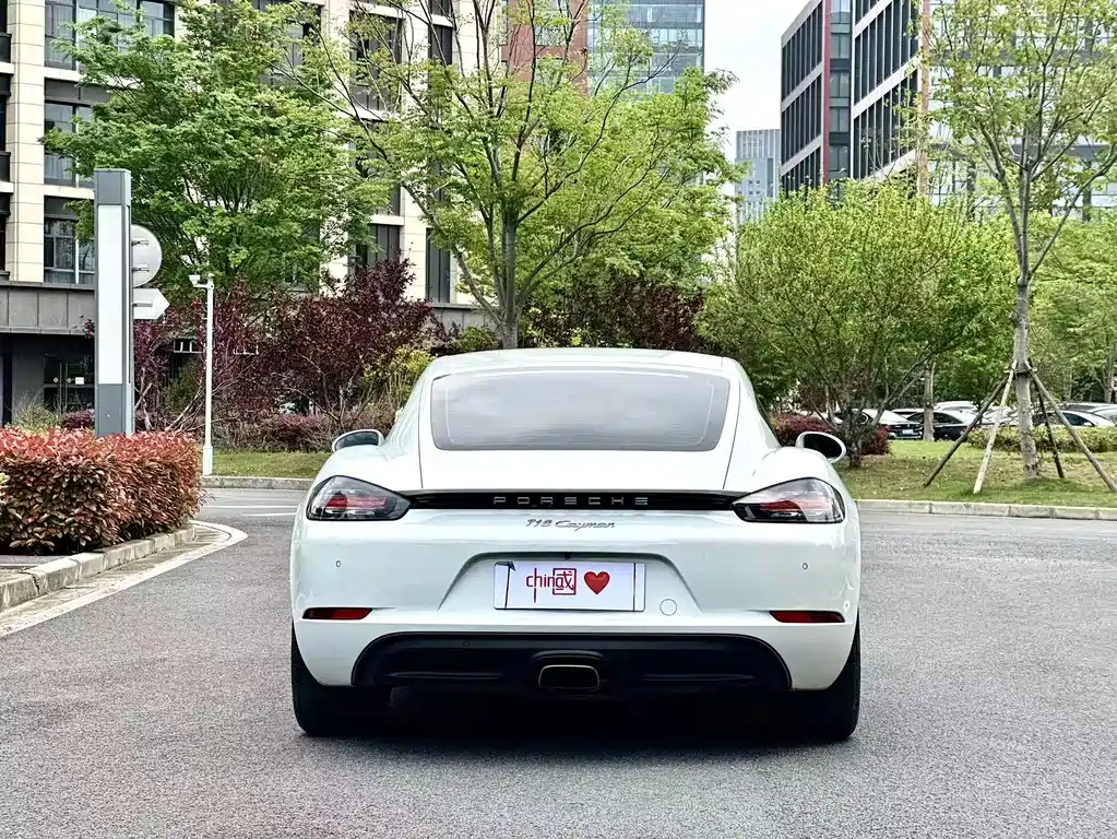 Porsche 718 2018 Cayman 2.0T купить на сайте DeffCars
