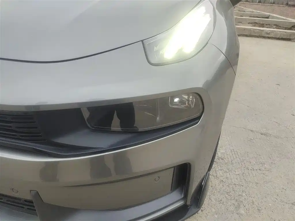 Lynk & Co 03 2021 2.0TD Automatic Champion Edition купить на сайте DeffCars