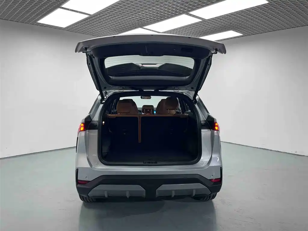 Galaxy L7 2025 EM-i 115km Discovery+ Edition купить на сайте DeffCars