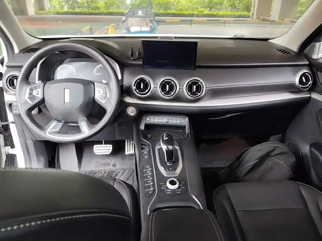 Wei brand VV6 2018 2.0T four-wheel drive flagship model National V купить на сайте DeffCars