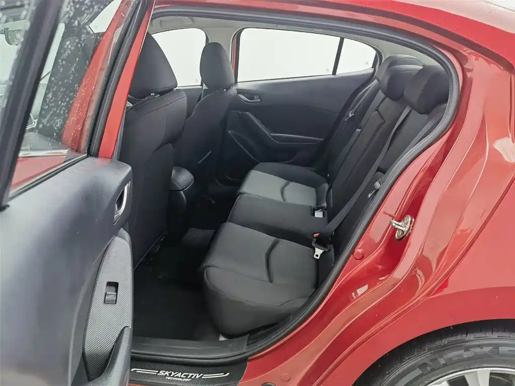 Mazda3 Angkesela 2019 Cloud Control Edition Sedan 1.5L Automatic Comfort Type National V купить на сайте DeffCars