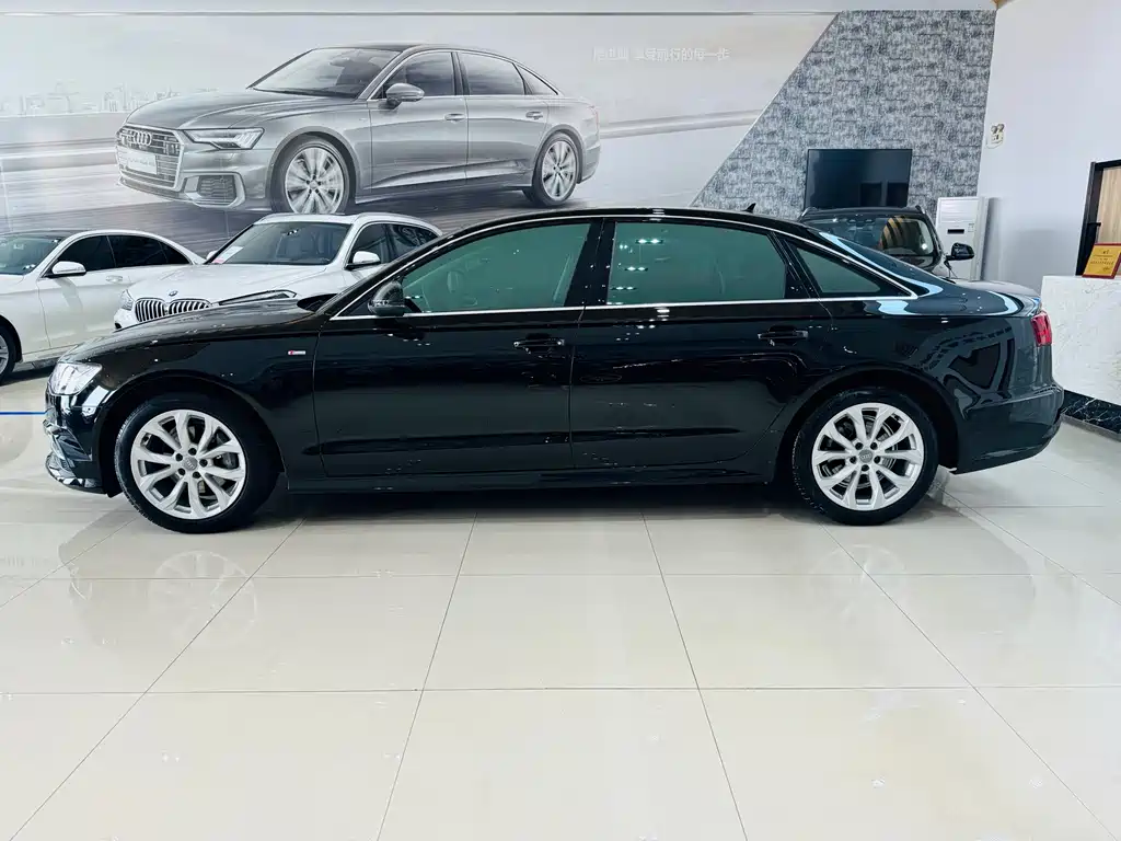 Audi A6L 2018 30th Anniversary Model 35 TFSI Fashion Model купить на сайте DeffCars