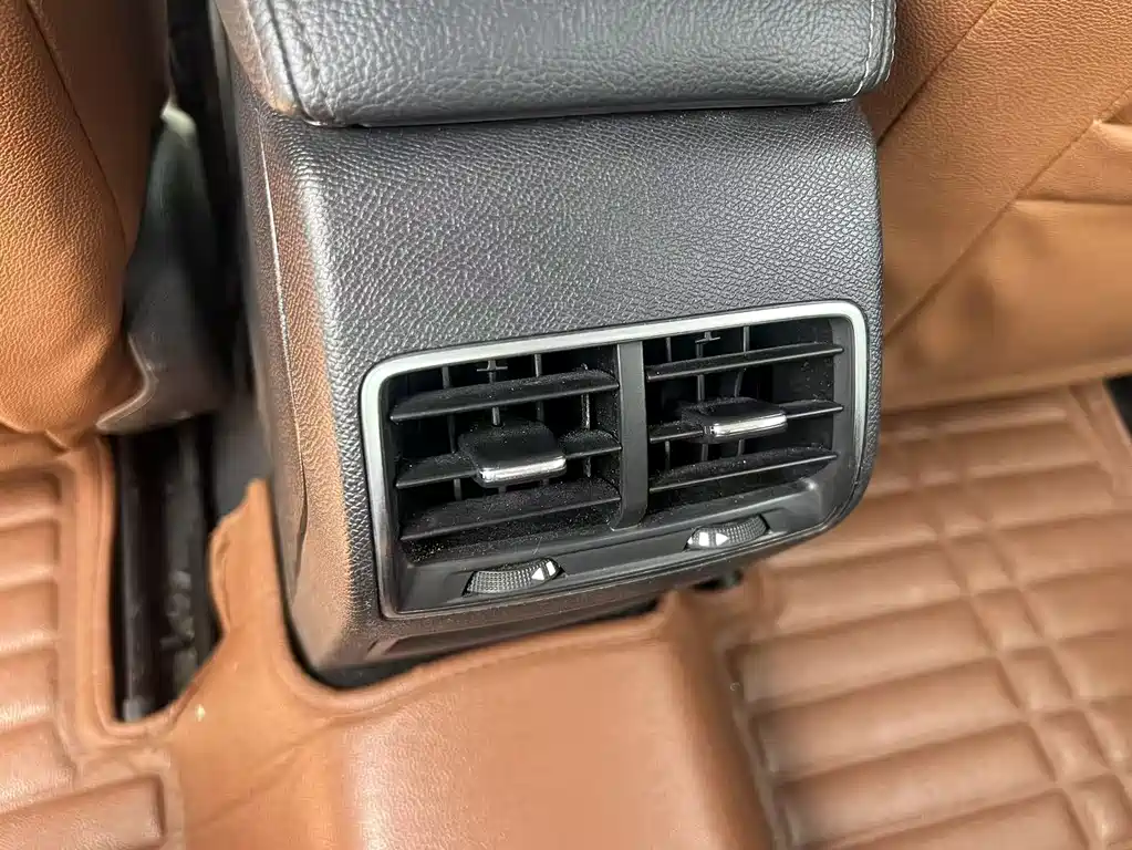 Peugeot 408 2016 1.6T automatic luxury version купить на сайте DeffCars