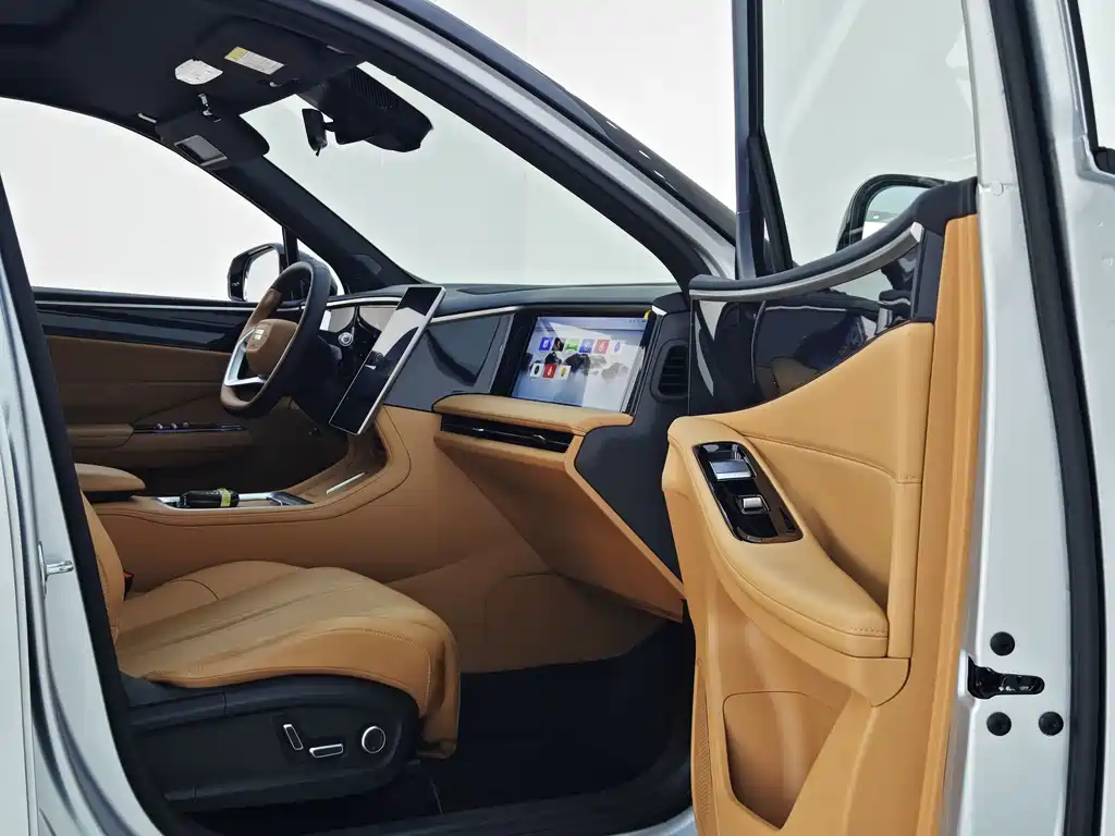 Galaxy L7 2025 EM-i 115km Discovery+ Edition купить на сайте DeffCars
