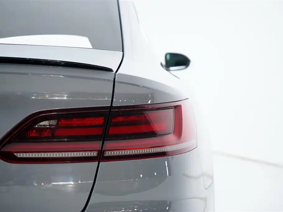 FAW-Volkswagen CC 2021 380TSI eye-catching version купить на сайте DeffCars