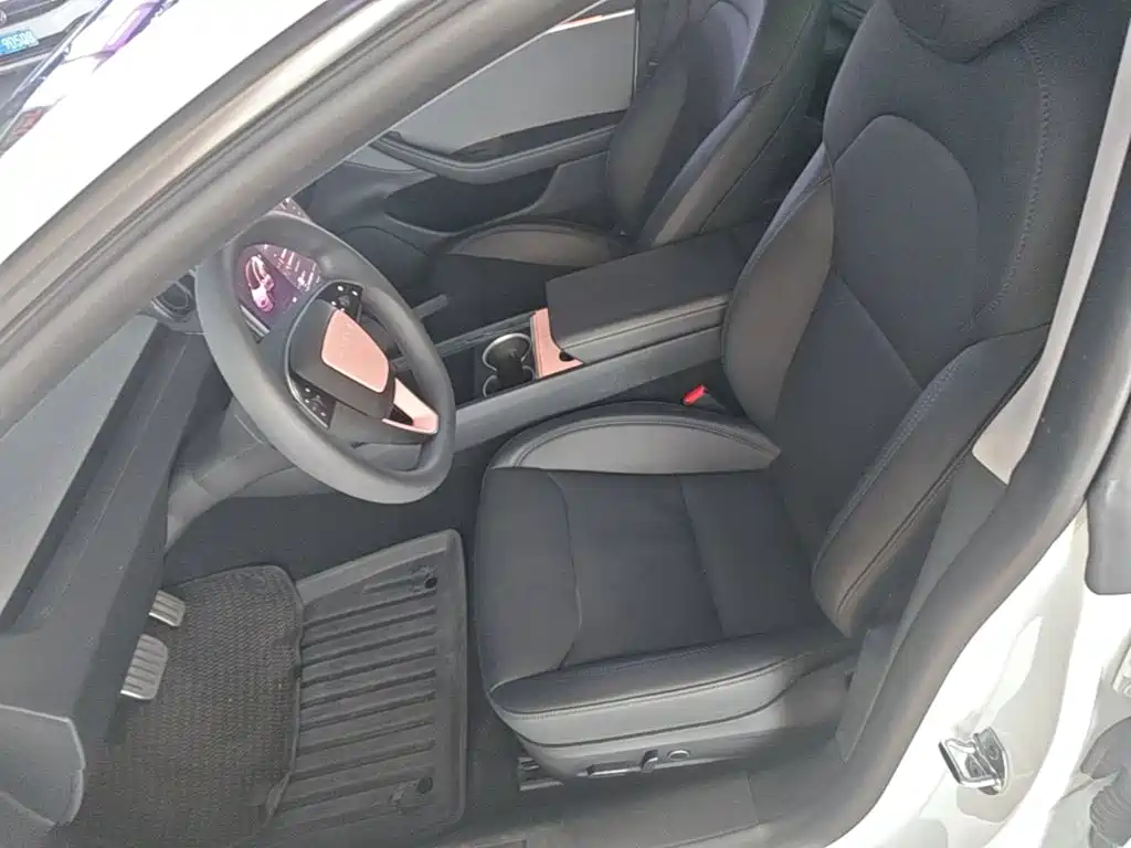 Model 3 2025 rear-wheel drive version купить на сайте DeffCars