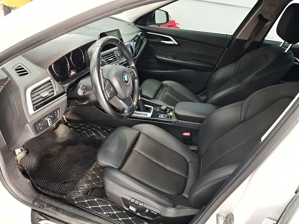 BMW 1 Series 2018 118i Sports купить на сайте DeffCars