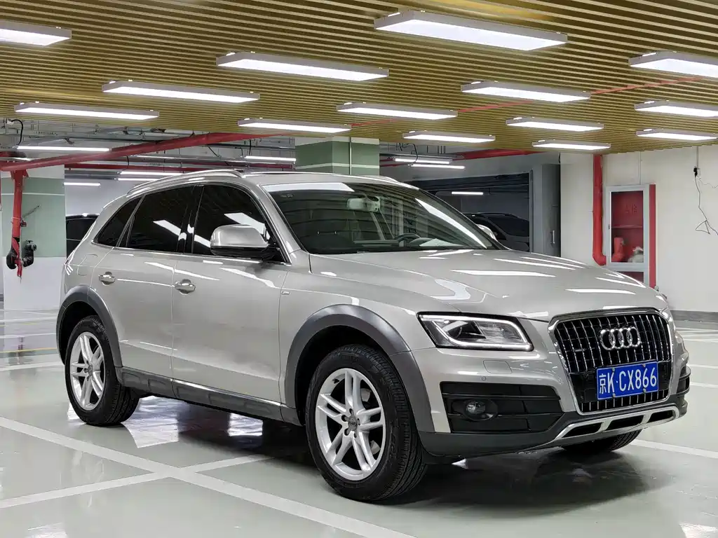 Audi Q5 2018 Collector's Edition 40 TFSI Technology купить на сайте DeffCars