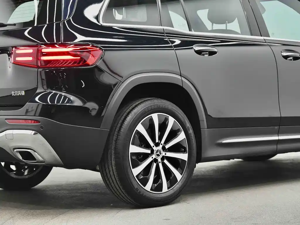 Mercedes-Benz GLB 2024 facelift GLB 220 fashion model купить на сайте DeffCars