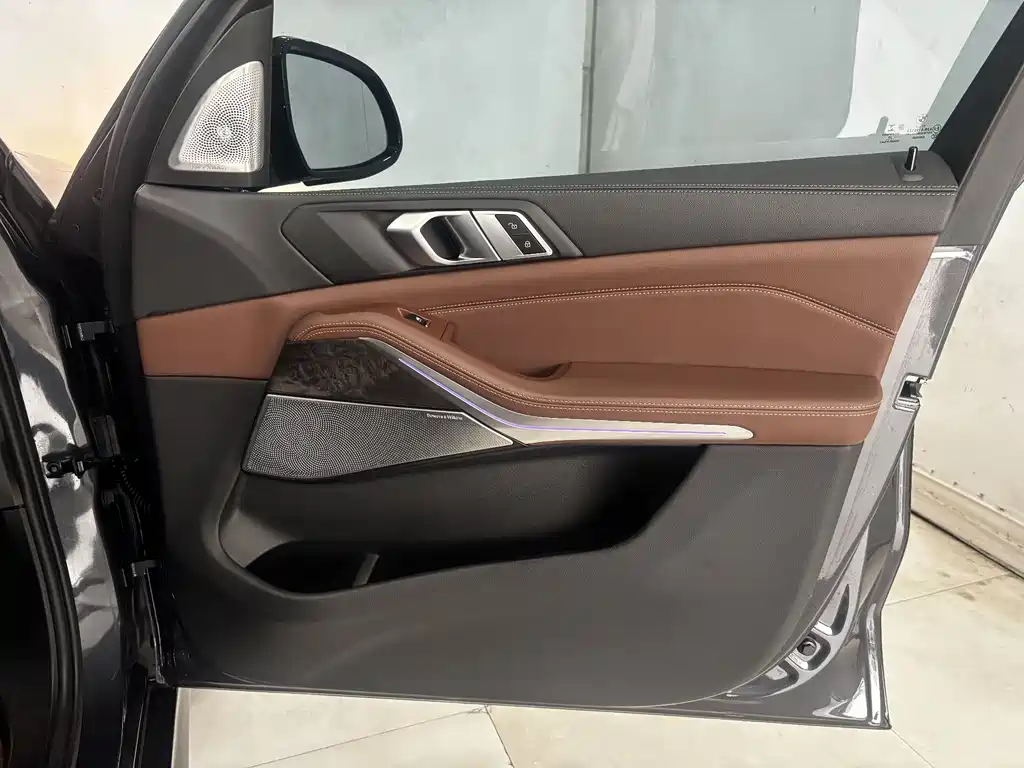 BMW X5 imported 2020 xDrive40i M sports package купить на сайте DeffCars