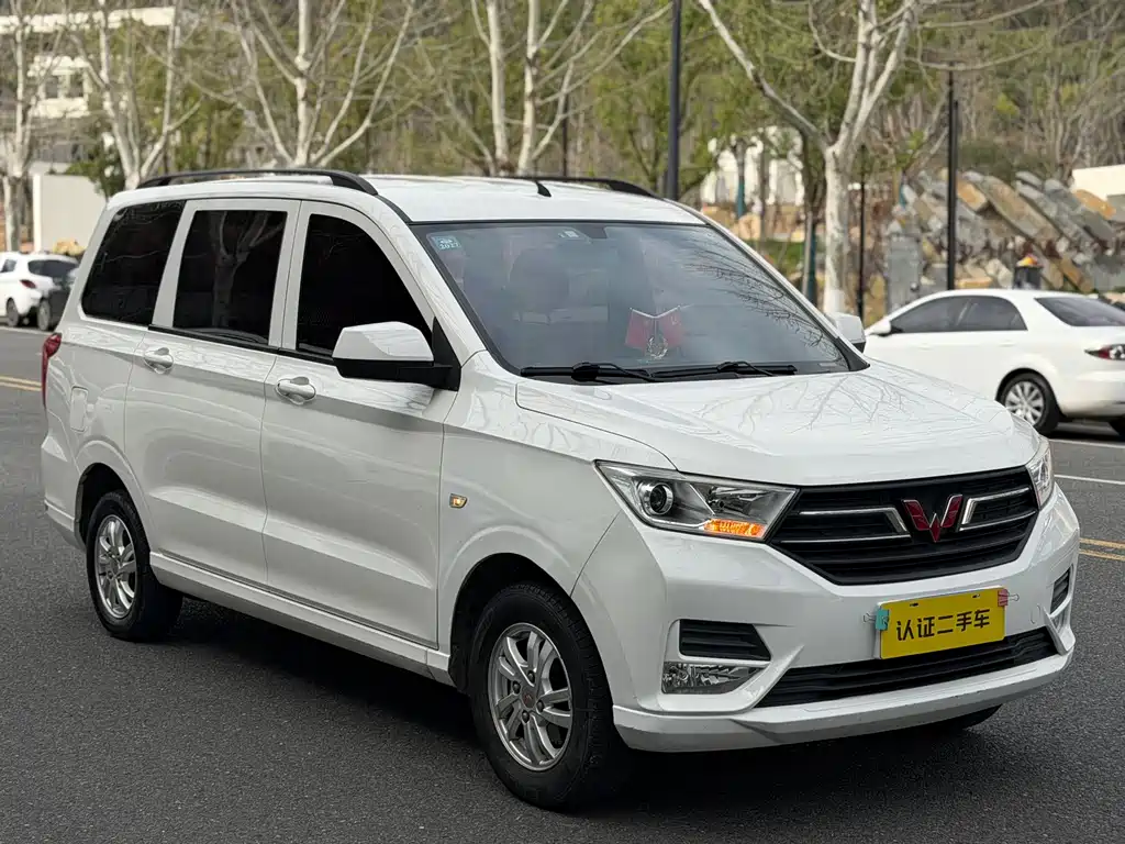Wuling Hongguang 2019 1.5L S basic model National VI LAR купить на сайте DeffCars