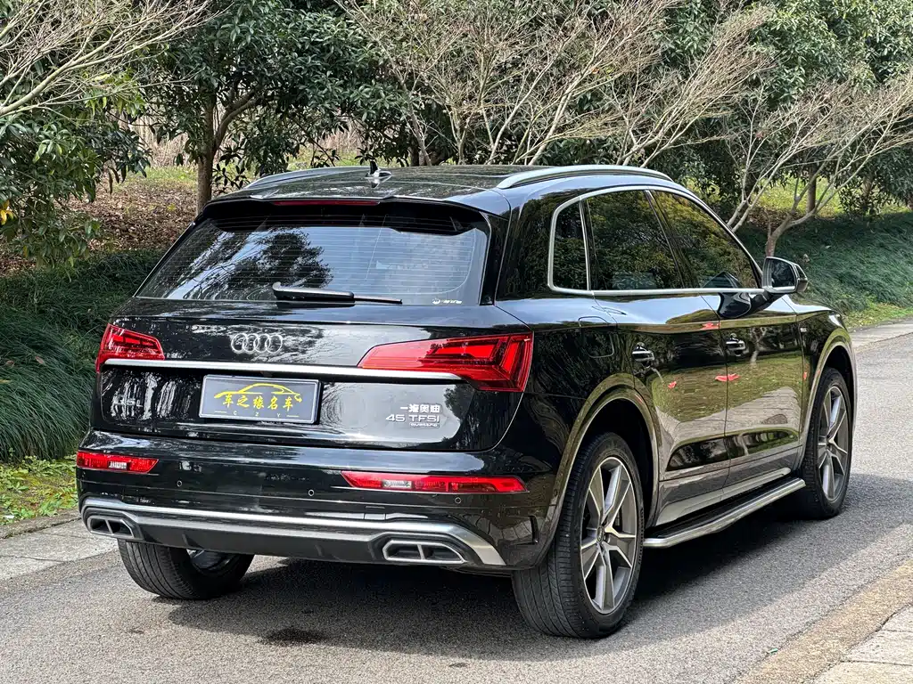 Audi Q5L 2022 facelift 45T luxury and dynamic model купить на сайте DeffCars