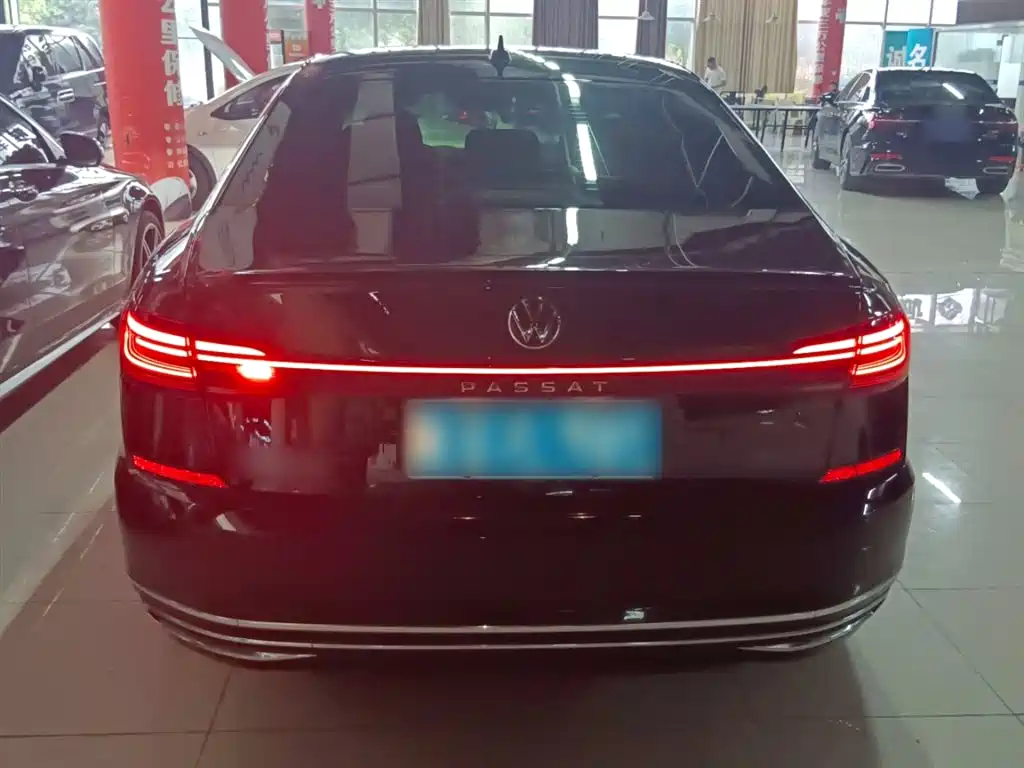 Passat 2023 facelift 330TSI Elite Edition купить на сайте DeffCars