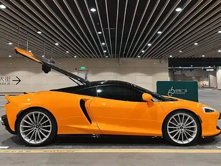 McLaren GT 2022 4.0T standard model купить на сайте DeffCars