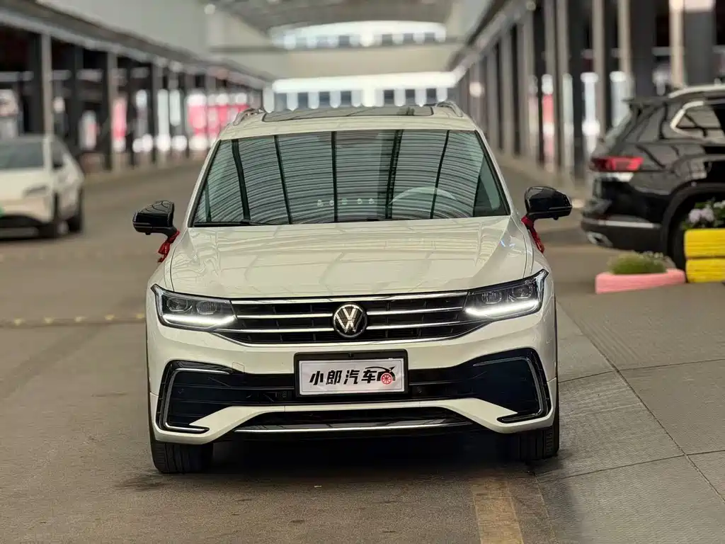 Tiguan L 2024 300TSI automatic two-wheel drive smart version купить на сайте DeffCars