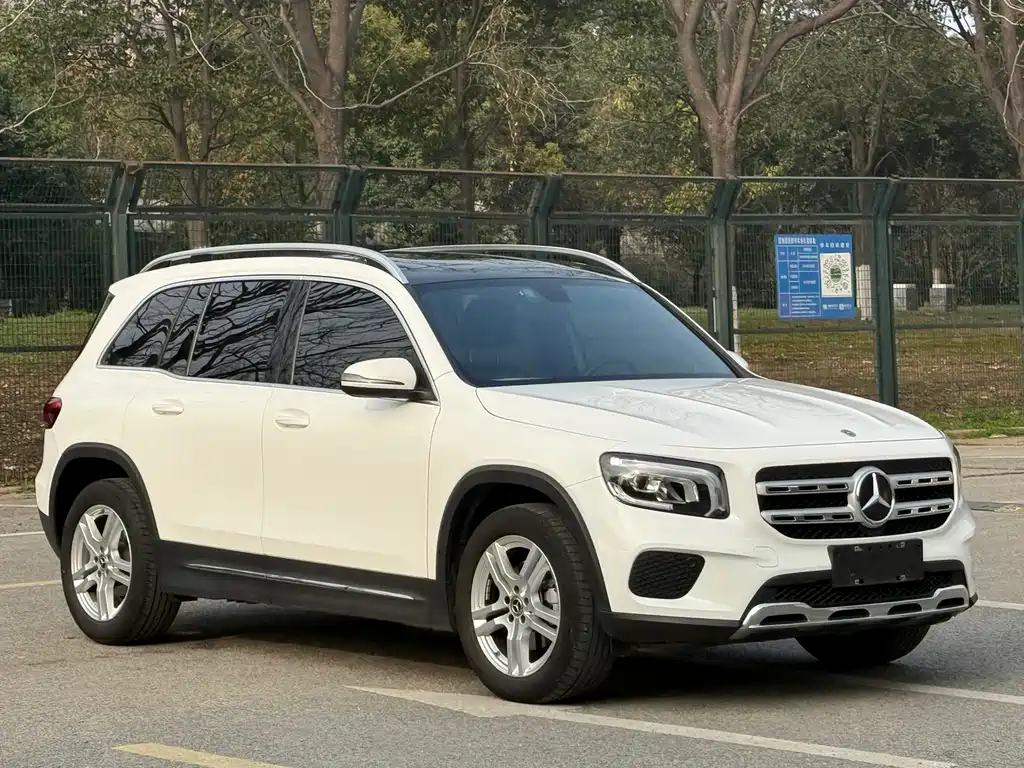 Mercedes-Benz GLB 2023 GLB 200 Dynamic купить на сайте DeffCars