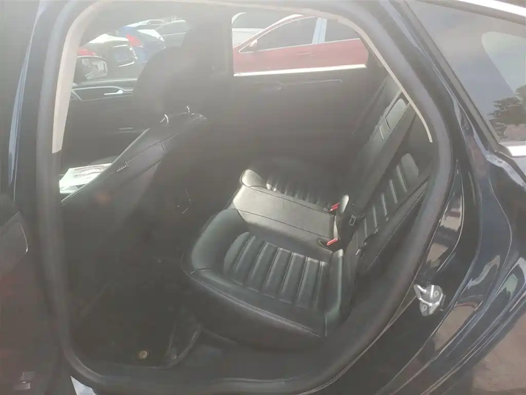 Mondeo 2020 EcoBoost 180 Fashion Model купить на сайте DeffCars