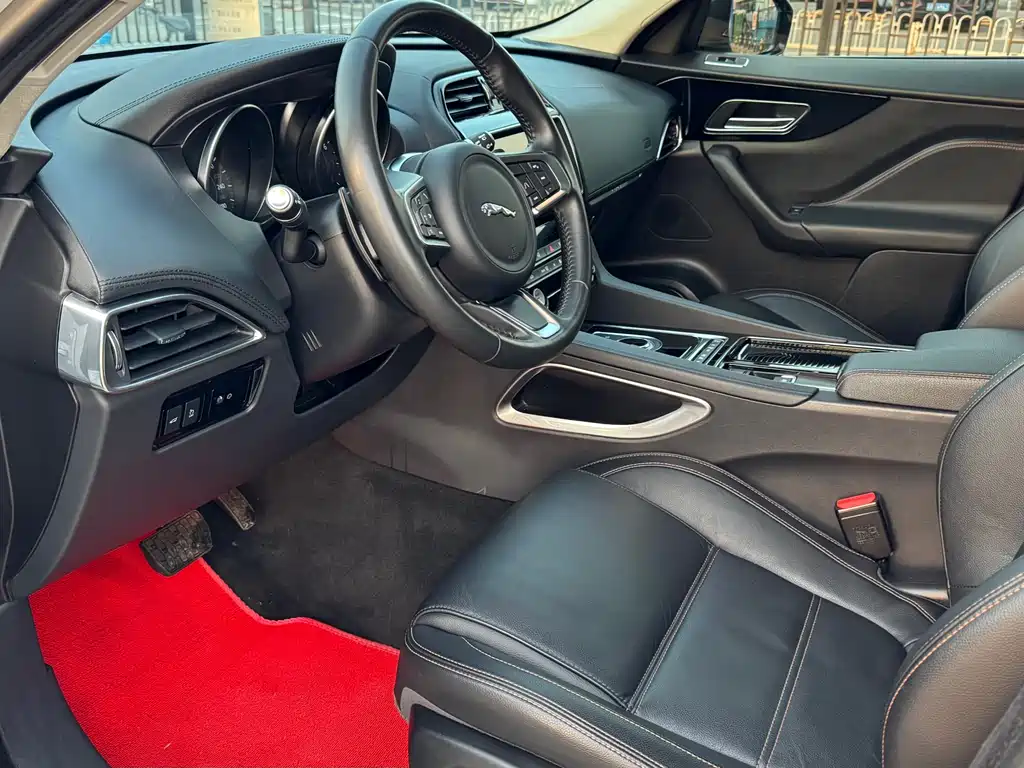 Jaguar F-PACE 2020 2.0T Urban Exclusive Edition купить на сайте DeffCars