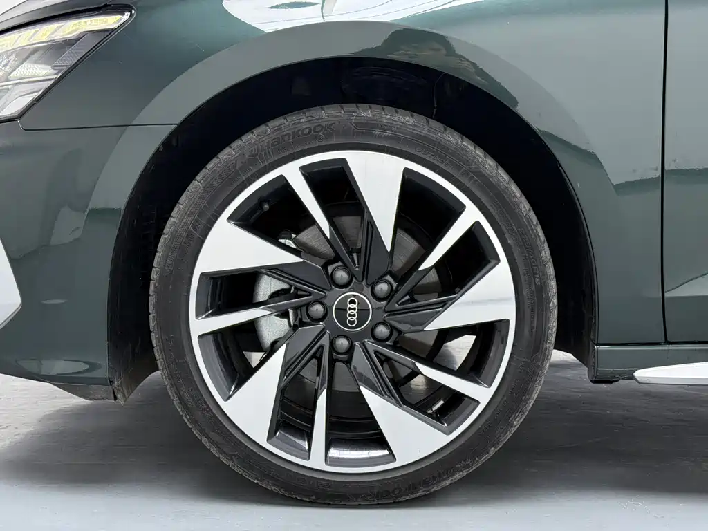 Audi A3 2023 A3L Limousine 35 TFSI Fashionable and Sporty купить на сайте DeffCars