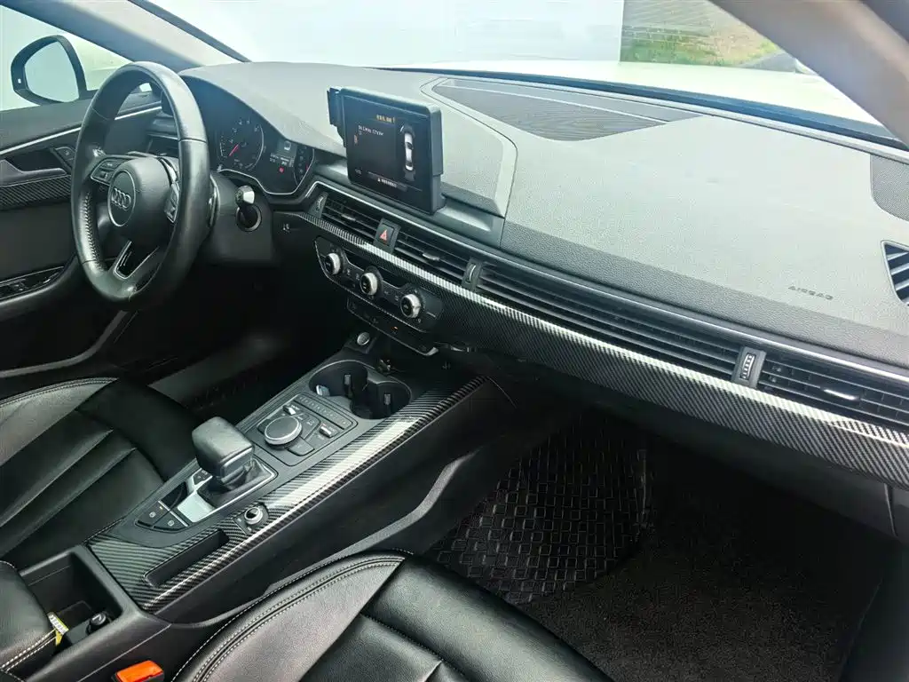 Audi A4L 2019 40 TFSI Enterprising National VI купить на сайте DeffCars