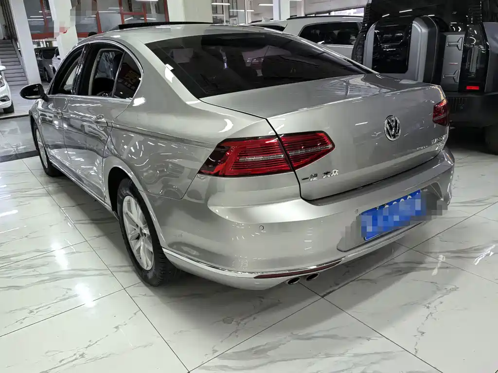 Magotan 2017 330TSI DSG leading model купить на сайте DeffCars