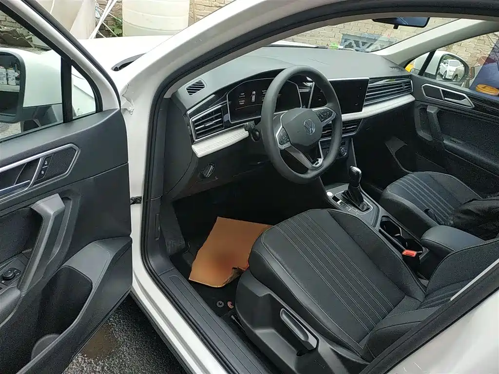 Tiguan L 2022 330TSI automatic two-wheel drive comfort version купить на сайте DeffCars