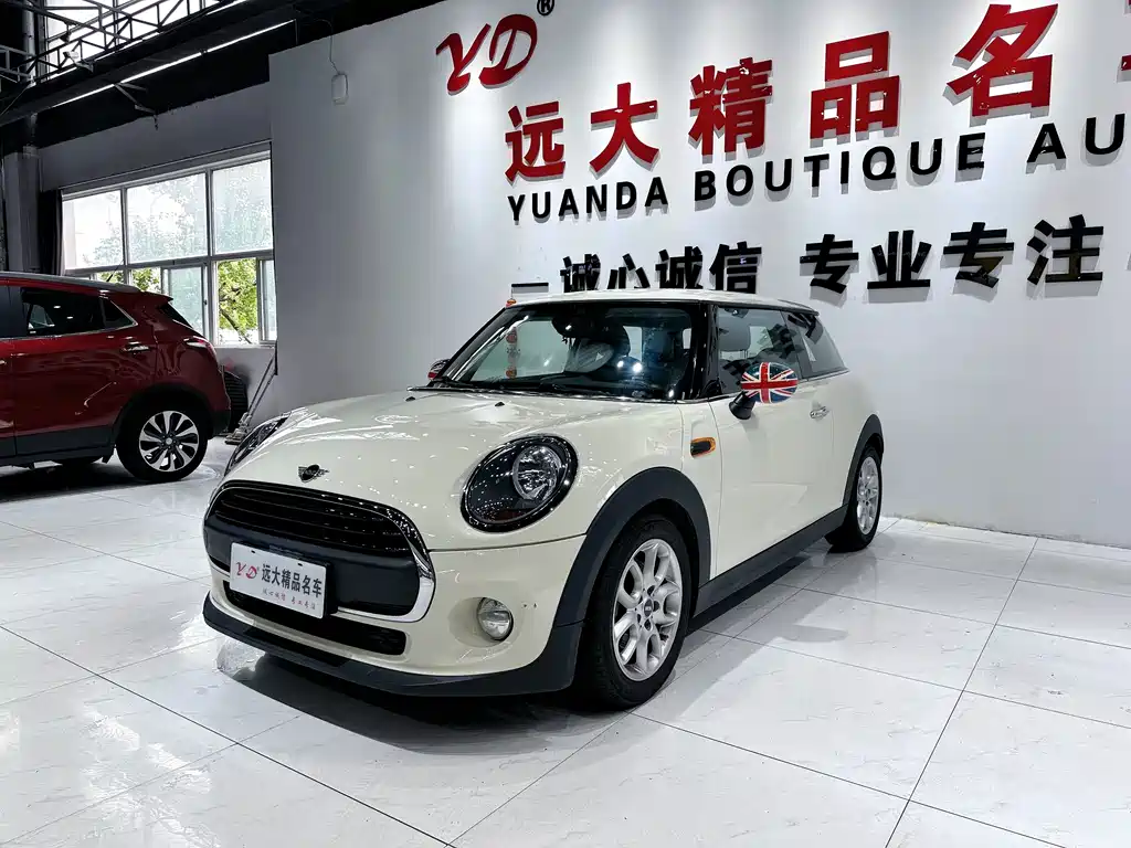 MINI 2018 1.5T ONE купить на сайте DeffCars