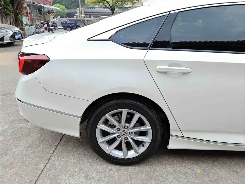 Accord 2022 260TURBO Deluxe Edition купить на сайте DeffCars