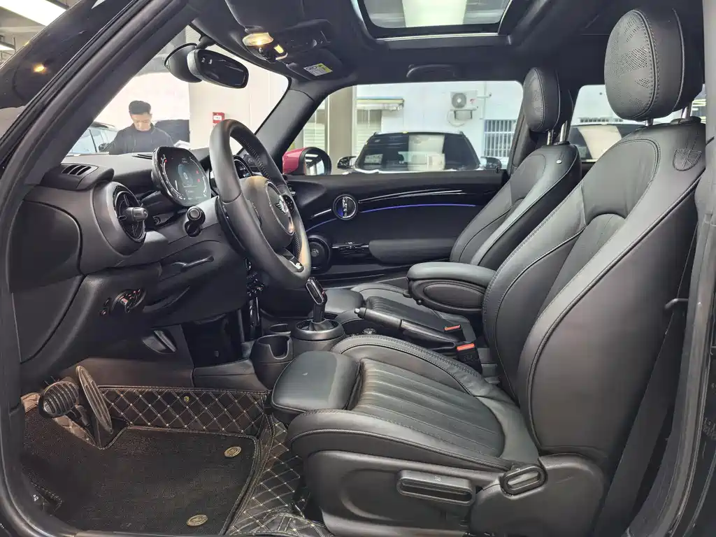 MINI 2023 2.0T COOPER S racing driver купить на сайте DeffCars