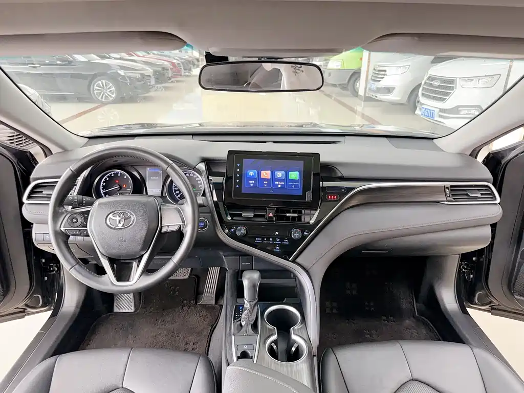 Camry 2022 2.0GVP Leading Edition купить на сайте DeffCars