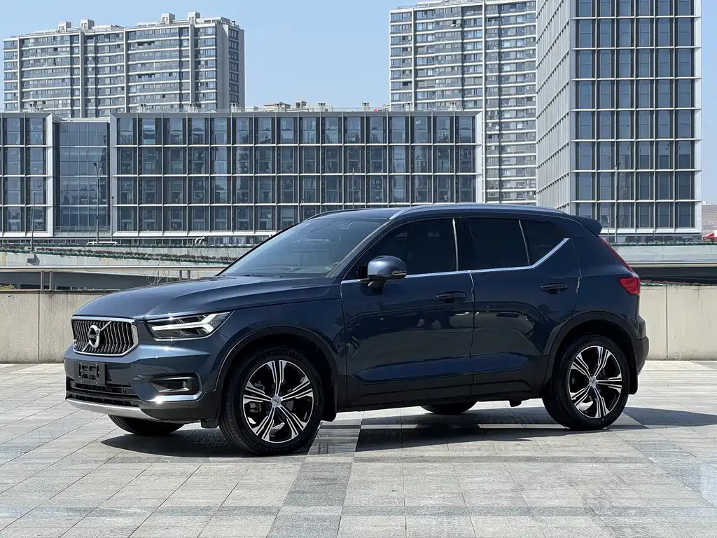 Volvo XC40 2020 T4 four-wheel drive Zhiyuan Deluxe Edition купить на сайте DeffCars