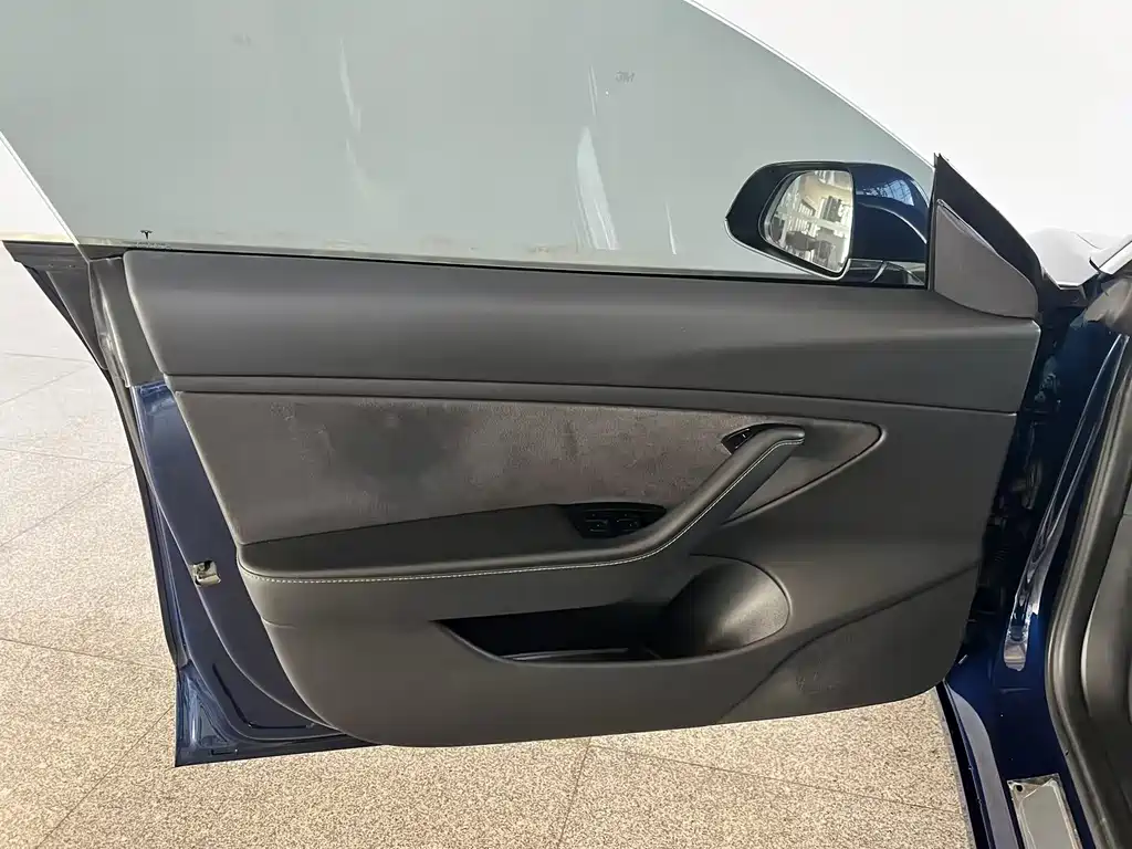 Model 3 imported 2019 long-range all-wheel drive version купить на сайте DeffCars