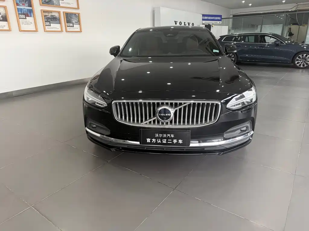 Volvo S90 2023 B5 Zhiya Luxury Edition купить на сайте DeffCars