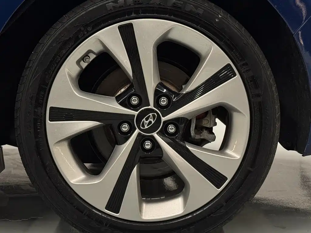 Festa 2019 280TGDi Sports Edition National VI купить на сайте DeffCars