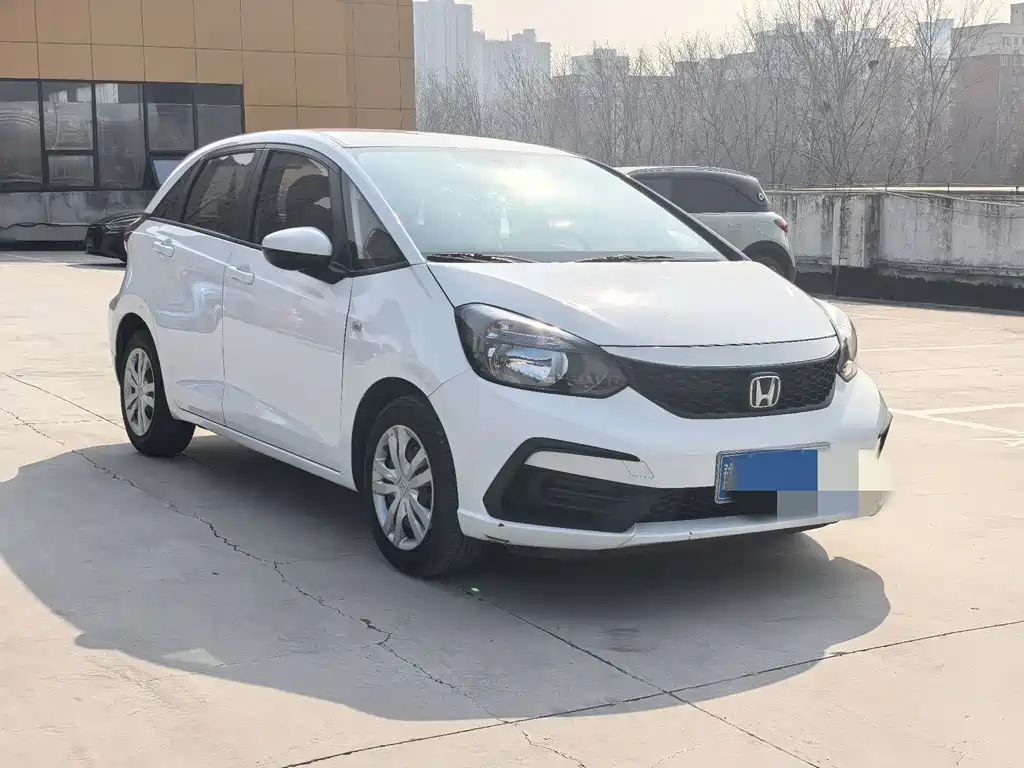 Fit 2021 1.5L CVT Fashion Edition купить на сайте DeffCars