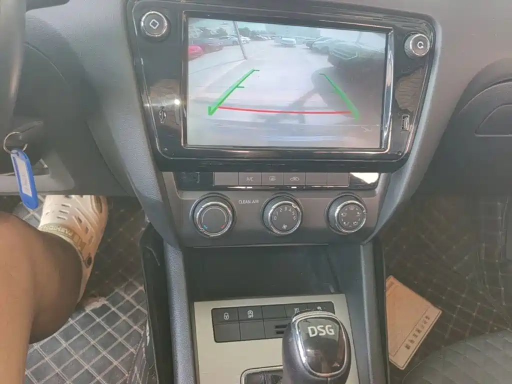 Octavia 2018 TSI230 DSG Deluxe Edition купить на сайте DeffCars